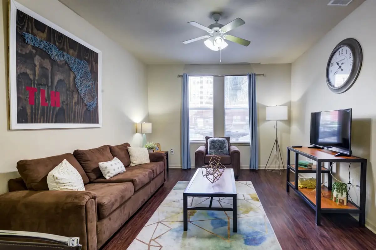 proallery-apt-3
