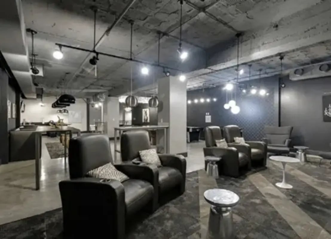 pro-lounge_1_pg
