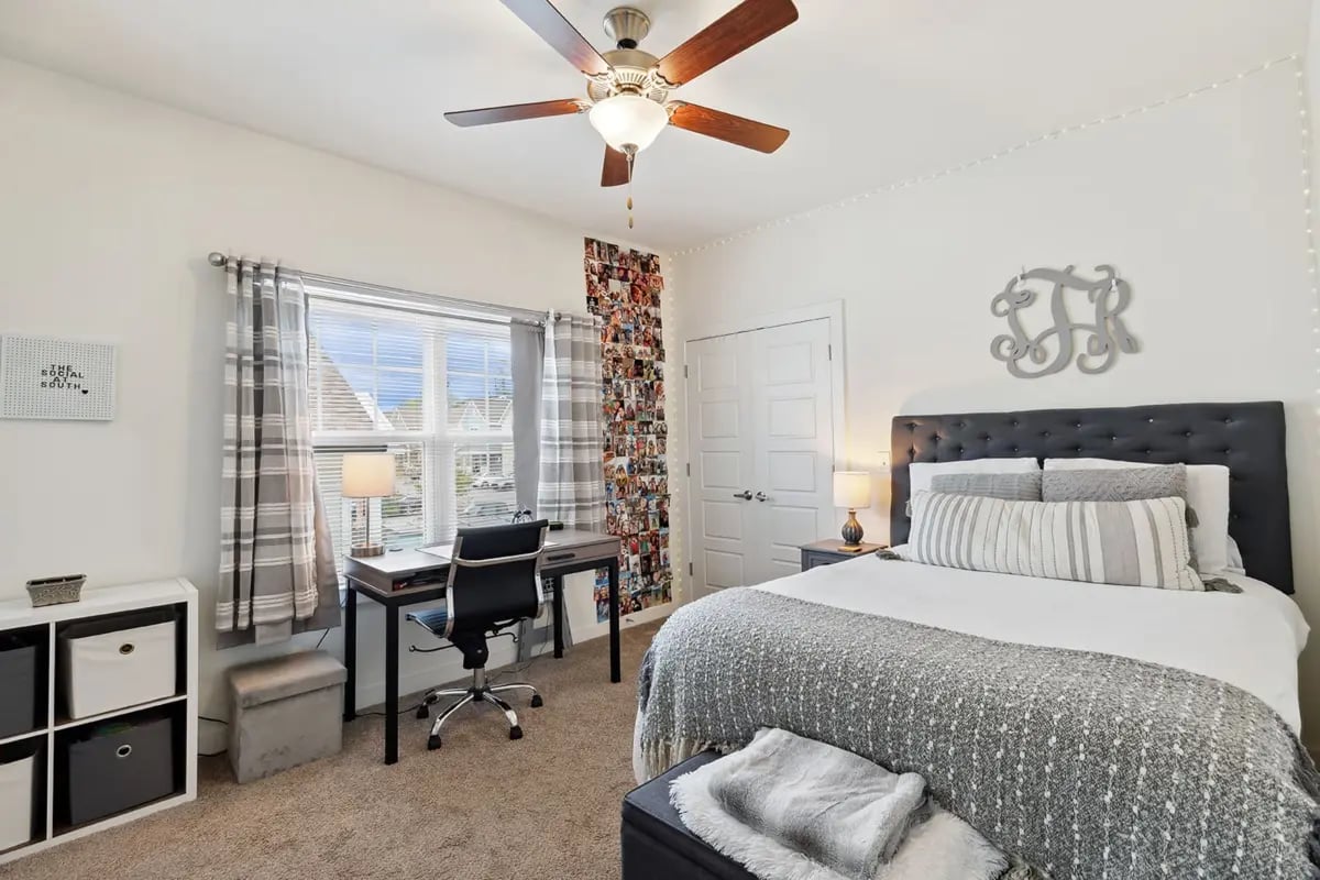 pro08-bedroom-3
