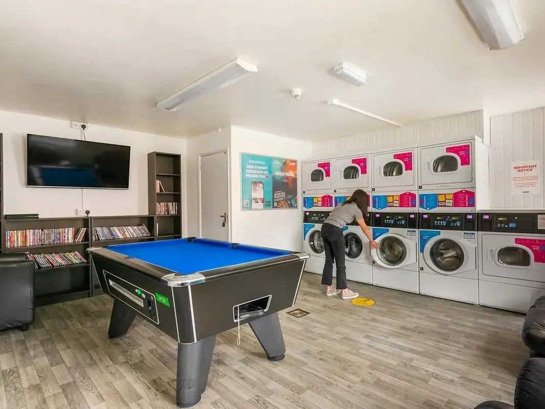prot-games-room