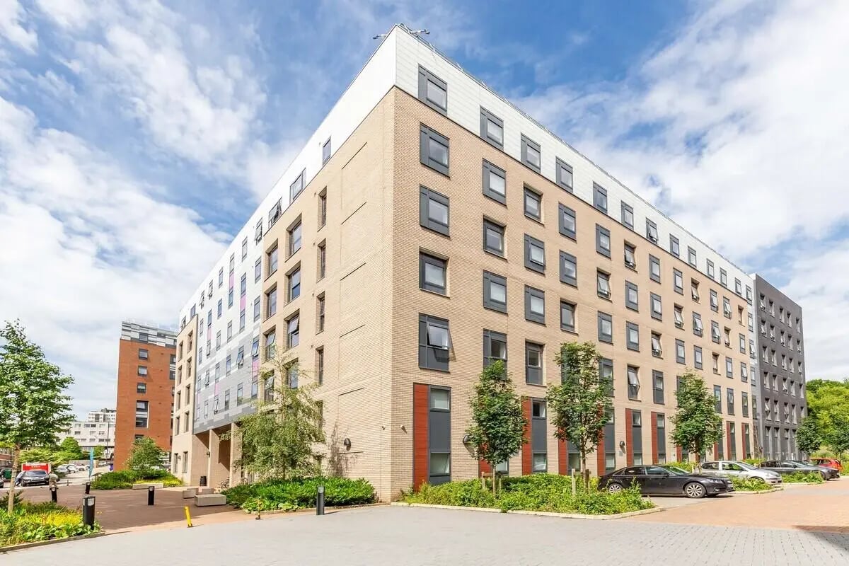 Modern building with windows and trees exterior at Rosedale Court in Newcastle Upon Tyne Student Accommodation