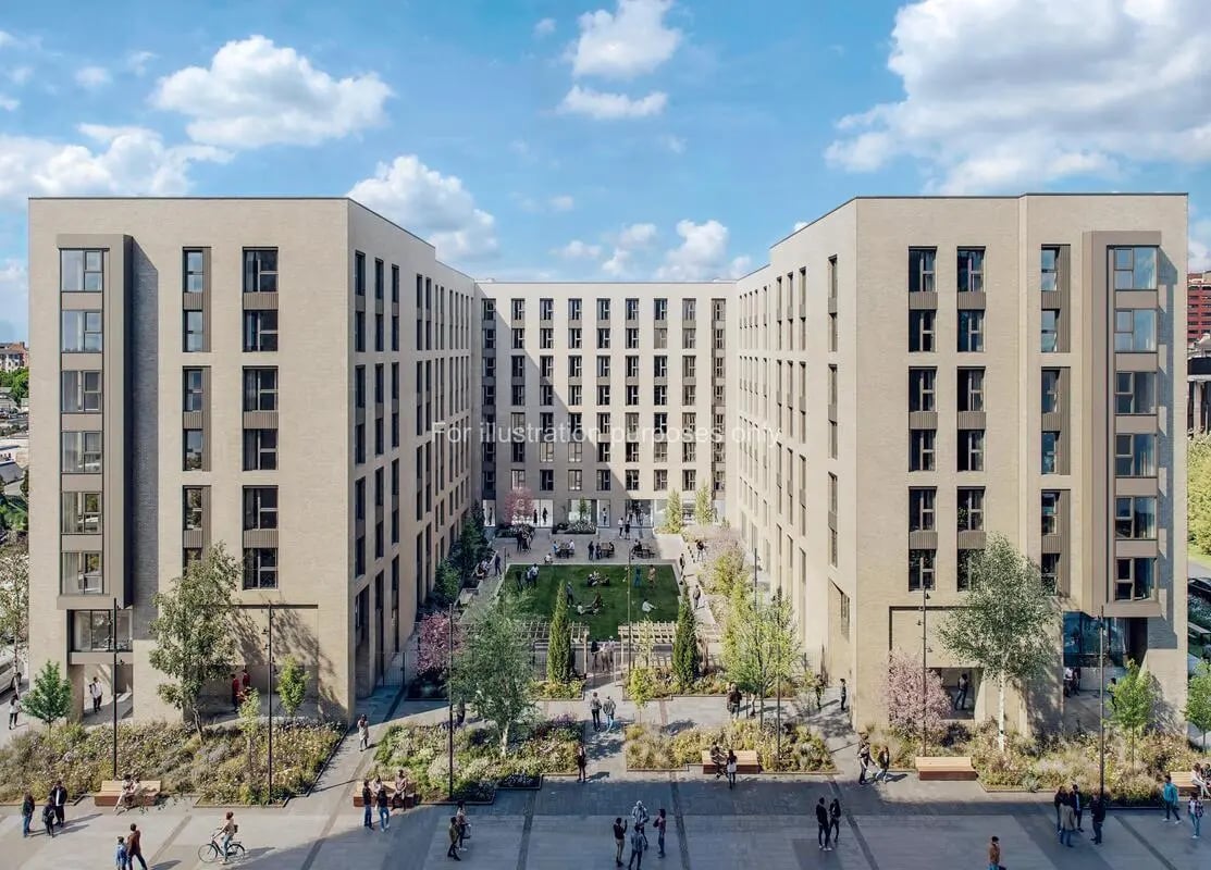 Modern apartment buildings with courtyard green space exterior at City Wharf in Glasgow Student Accommodation