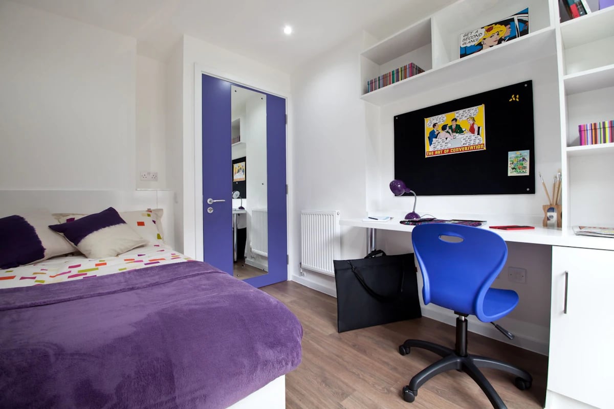 Bed desk and chair in student room bedroom at Gateway Apartments in Edinburgh Student Accommodation