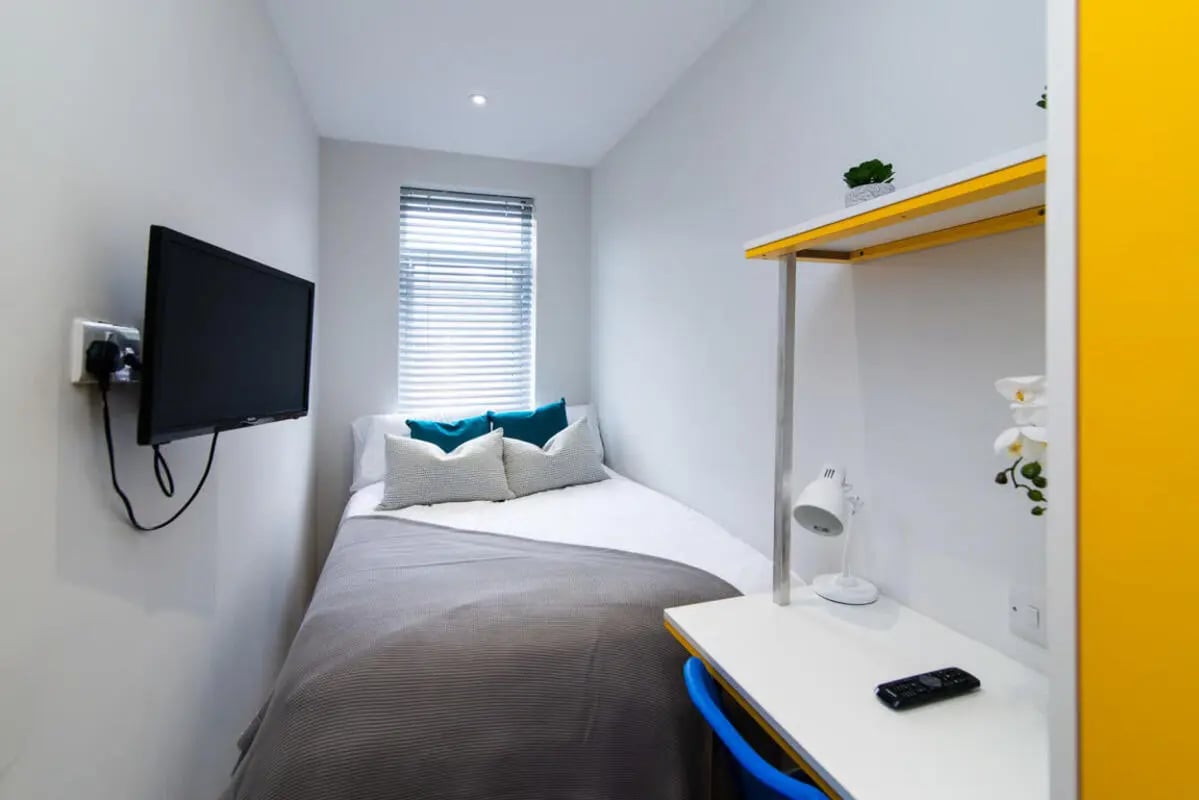 Bed desk TV and window bedroom at 38 Cauldon Road in Stoke-On-Trent Student Accommodation