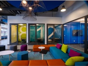 The Avenue on College