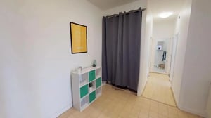 Bright double bedroom with balcony not far from Lumière Lyon 2 University