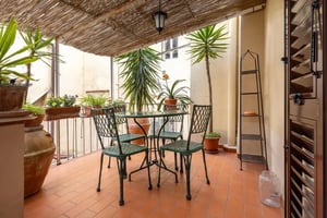 Bright 1 bedroom apartment in the Duomo area