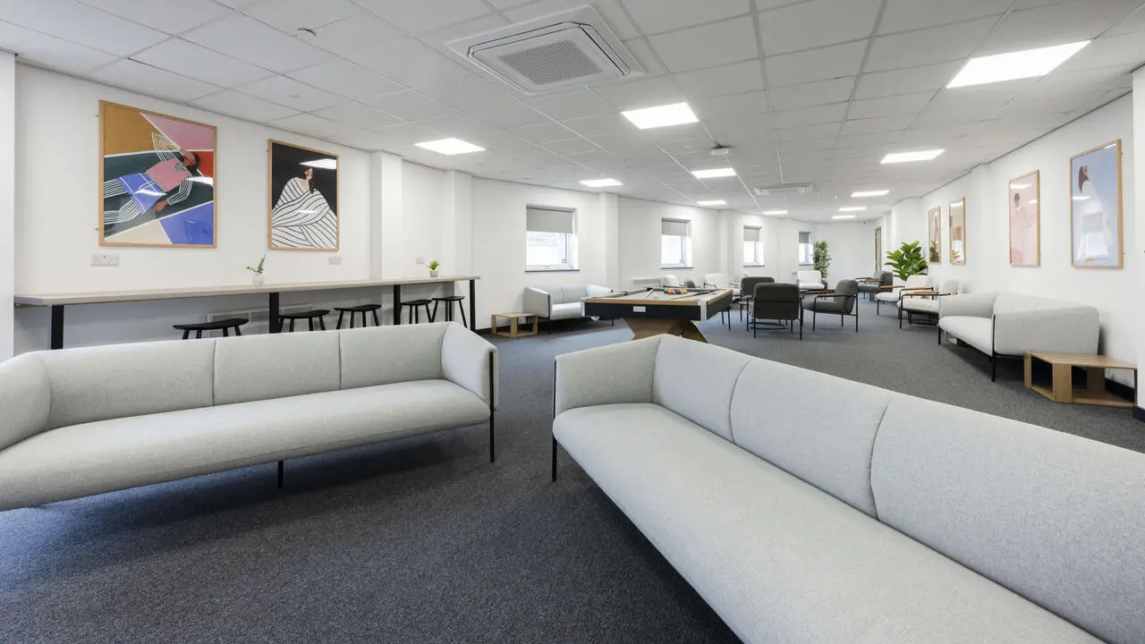 proeating-sofas