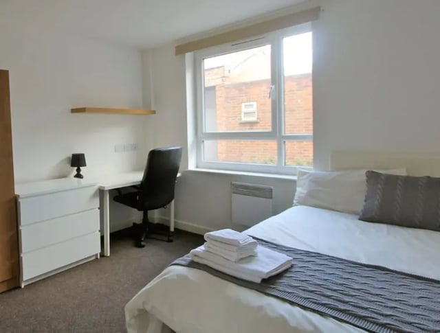 Bed desk dresser and chair bedroom at The Student Block in Loughborough Student Accommodation