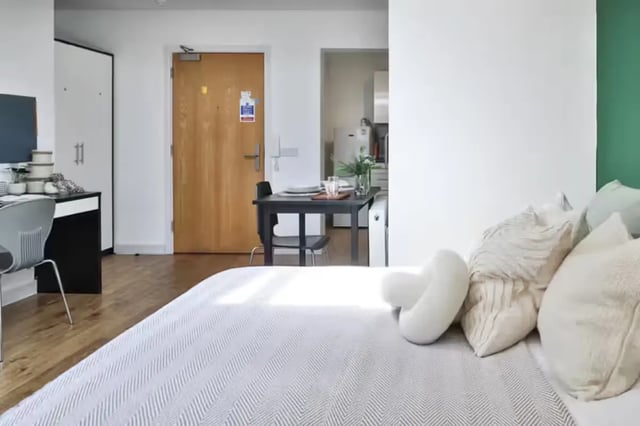 Bed desk dining table and kitchen studio at The Octagon in Liverpool Student Accommodation
