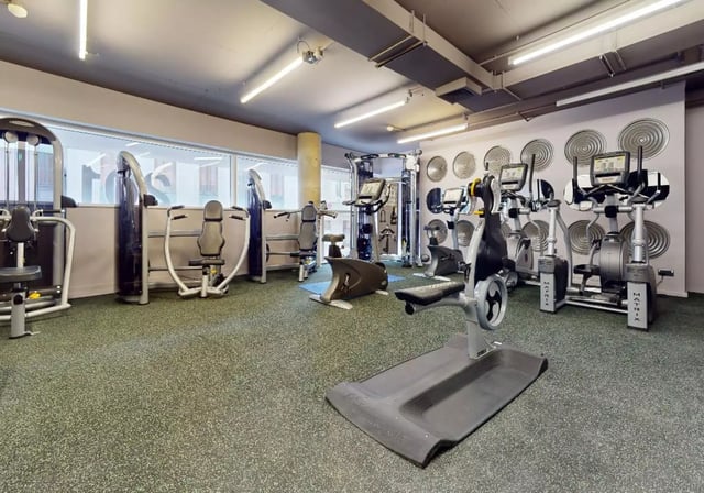 Fitness equipment workout machines gym room at iQ Highbury in London Student Accommodation