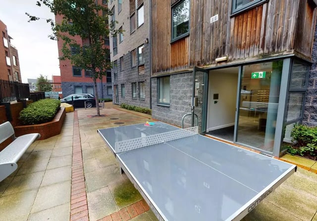 Ping pong table and benches exterior area at iQ Brocco in Sheffield Student Accommodation