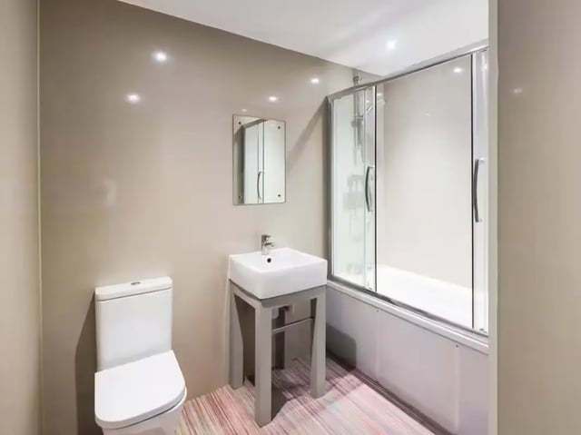 Toilet sink mirror and shower cubicle bathroom at 19 Carlton Road in Stoke-On-Trent Student Accommodation
