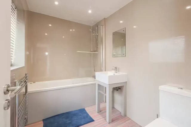 Bathtub sink toilet mirror towel rack bathroom at 64 Seaford Street in Stoke-On-Trent Student Accommodation