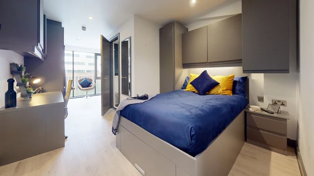 Modern student bedroom with desk and bed Bedroom at 33 Parkside in Coventry Student Accommodation