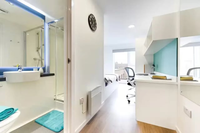 Bathroom sink shower toilet and study desk bedroom at Pittodrie Street in Aberdeen Student Accommodation