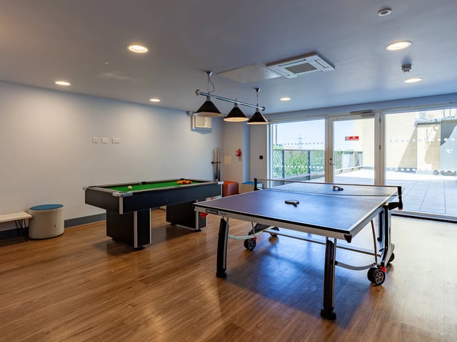 Pool table and ping pong table common area at West Way Square in Oxford Student Accommodation