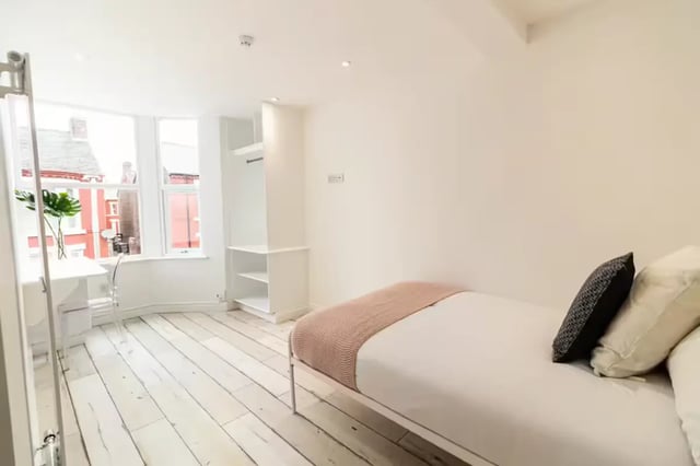 Bed desk closet white floor bedroom at 74 Woodcroft Road in Liverpool Student Accommodation