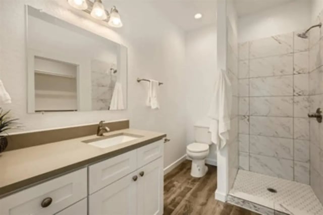 Vanity toilet shower with marble tiles bathroom at BelCara Luxury Townhomes in San Antonio Student Accommodation