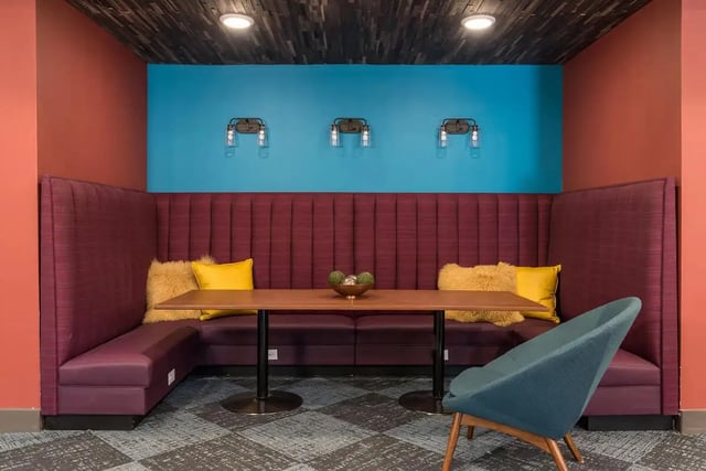 Booth seating with table and chairs common area at Gateway on Cullen in Houston Student Accommodation