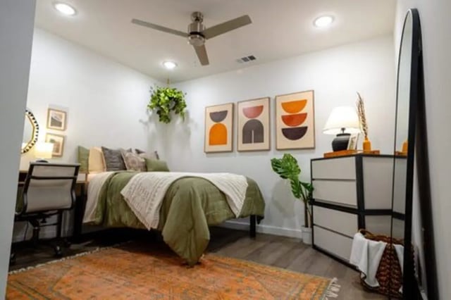Bed desk dresser mirror rug bedroom at Rambler Austin in Austin Student Accommodation