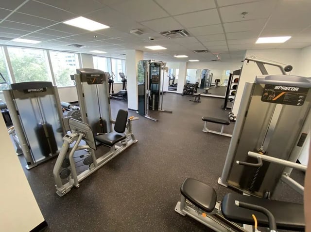 Fitness equipment and benches Gym at 220 Madison in Tampa Student Accommodation