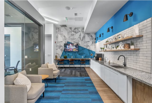 Sofas TV coffee bar and sink lounge at The Metropolitan Tampa in Tampa Student Accommodation
