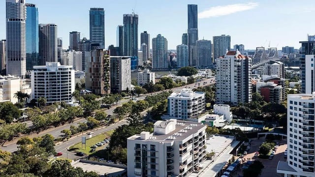 Apartment buildings with balconies exterior at Realm Kangaroo Point in Brisbane Student Accommodation