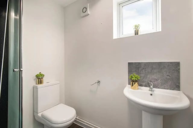 Toilet sink and shower enclosure bathroom at 4 Rob Roy House in Nottingham Student Accommodation