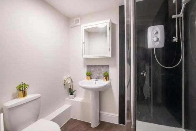Toilet sink shower and medicine cabinet bathroom at 4 Rob Roy House in Nottingham Student Accommodation