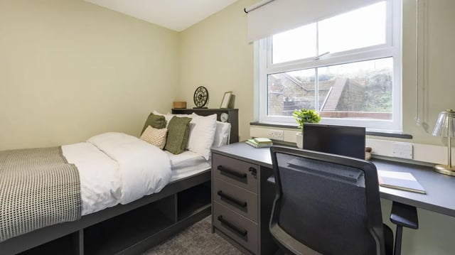 Bed desk and chair study area at Dean House in London Student Accommodation