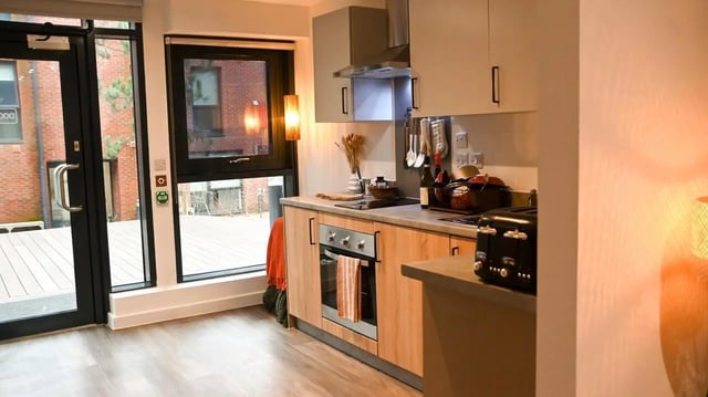 Modern kitchen with oven and toaster kitchen at Hill View Place in Exeter Student Accommodation