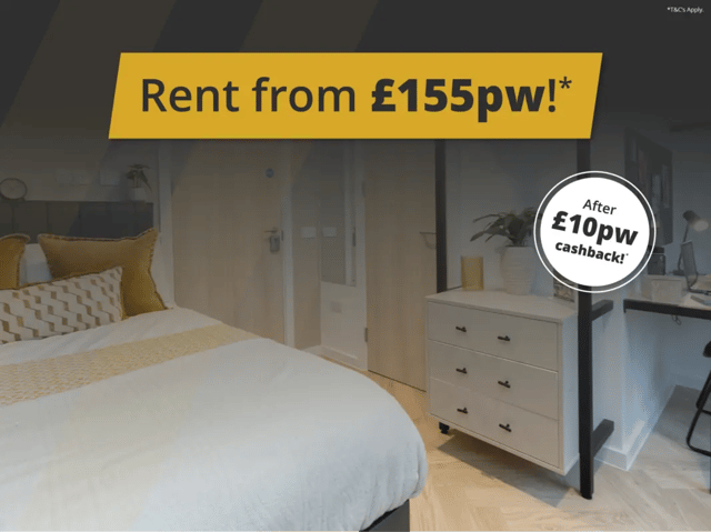 Bed dresser and desk bedroom at Arcadian in Nottingham Student Accommodation