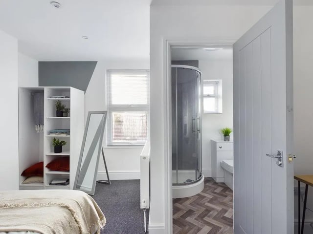 Wardrobe mirror shower and toilet bathroom at 6 Bedroom House at 47, Monks Road in Lincoln Student Accommodation