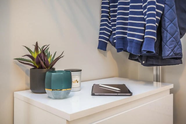 Plant tablet candle jackets entrance area at 5 Bedroom House at 64, Monson Street in Lincoln Student Accommodation
