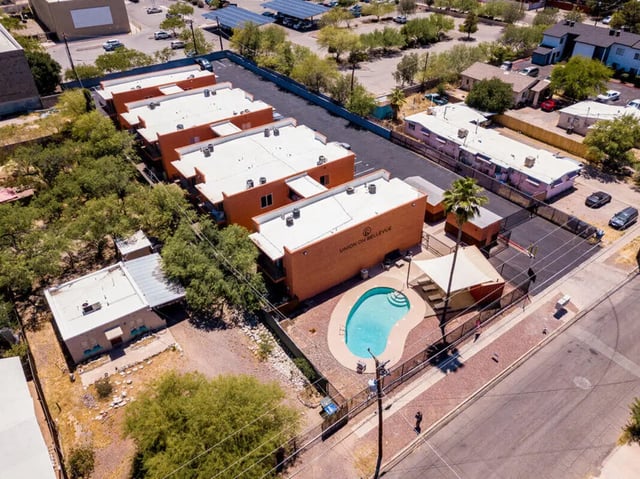 Apartment buildings and pool exterior at Union on Bellevue in Tucson Student Accommodation