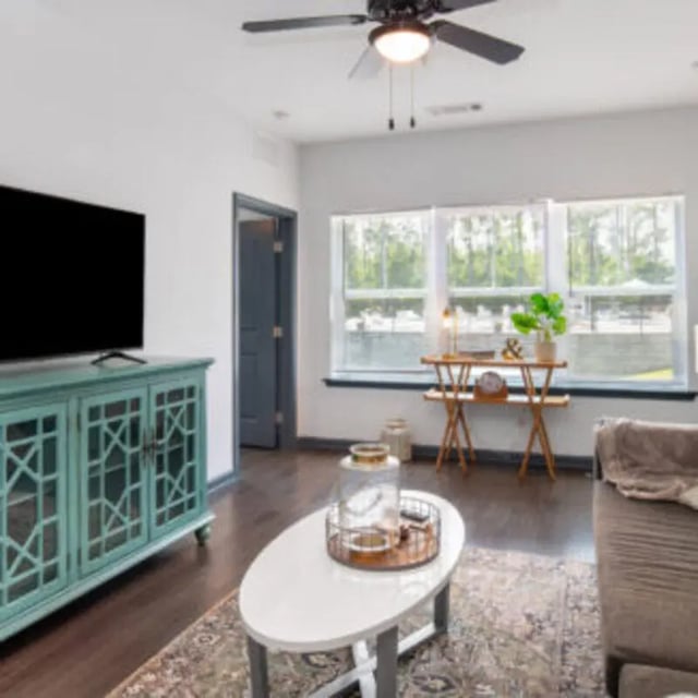 Televison cabinet and coffee table living room at Bellamy Daytona in Daytona Beach Student Accommodation
