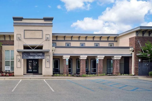 Welcome to The Crimson entrance exterior at Crimson in Tuscaloosa Student Accommodation