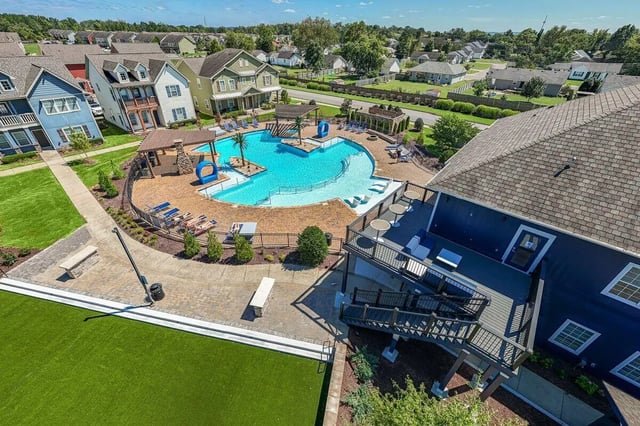 Luxury swimming pool with deck and seating area exterior at Cobalt Row in Murfreesboro Student Accommodation