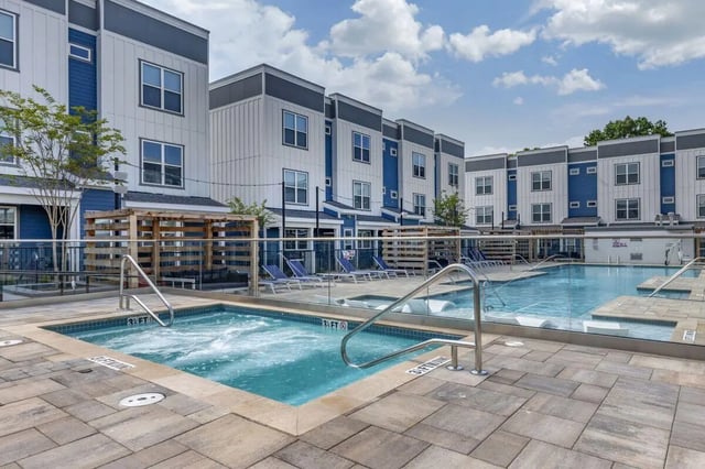 Jacuzzi and swimming pool area exterior at Paloma Raleigh in Raleigh Student Accommodation