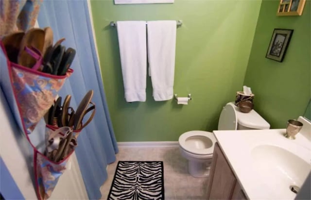 Toilet sink towels shoe organizer bathroom at Method Townhomes in Raleigh Student Accommodation