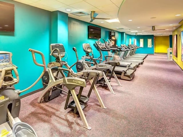Treadmills elliptical machines fitness room at University Crossings in Philadelphia Student Accommodation