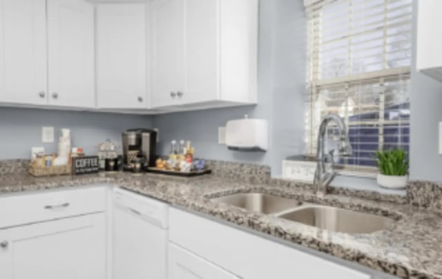Coffee maker sink and window kitchen at Victory Villages in Winston-Salem Student Accommodation