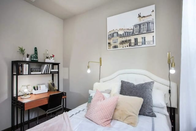 Bed desk and art Bedroom at 4050 Lofts in Tampa Student Accommodation