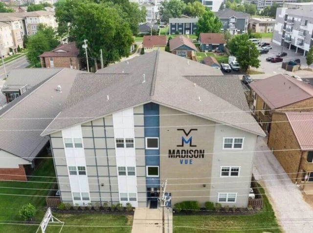 Madison Vue building with windows and signage exterior at Magers Apartments in Springfield Student Accommodation