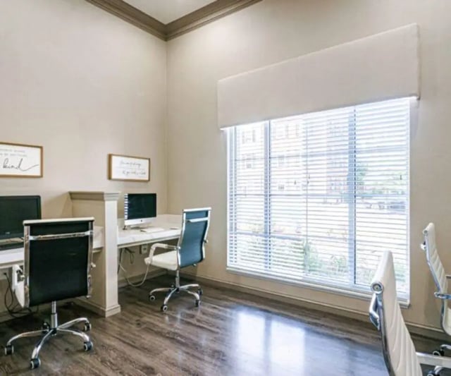 Computers with chairs and artwork study area at University Edge South Bend in South Bend Student Accommodation