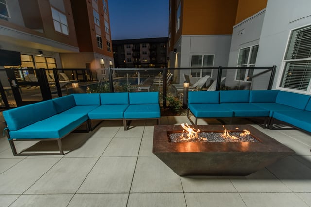 pro79_Courtyard