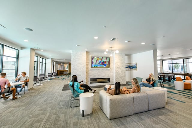 proeople_Lounge