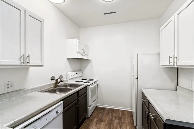 pro14-kitchen-2