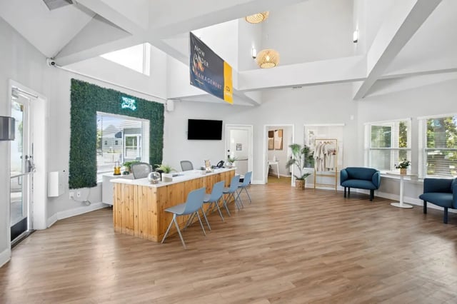 proley-office-3